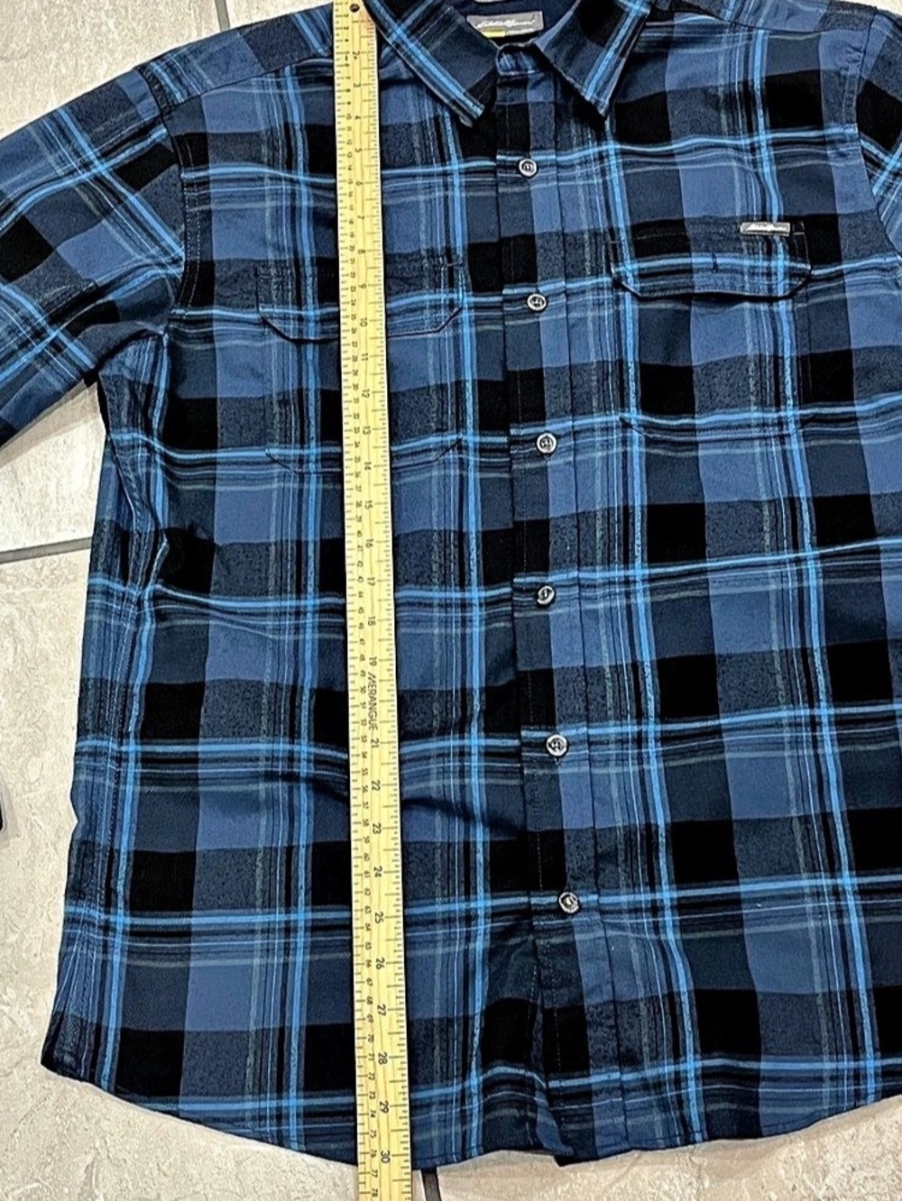 Eddie Bauer Classic Fit Plaid Shirt Plaid Shirt Blue & Black Large - Picture 6 of 11